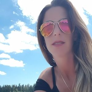 Meet your Posher, Jeanette